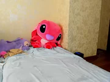 latina cam girl l0ve_sh0w image #3123272
