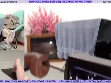 latina cam girl wynfreya image #1299368