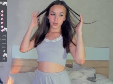 latina cam girl elizabeth_digi image #1643485