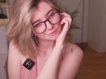 latina cam girl vixenp image #2591010