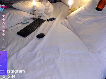 latina cam girl queenafina image #3323099