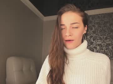 latina cam girl strawberry_donut image #2218353
