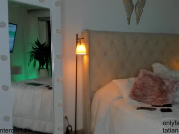 latina cam girl swt_molly image #3372647