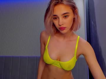 latina cam girl angella_kleee image #1967748