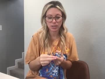 latina cam girl texas_blonde image #1376273