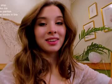 latina cam girl milablush image #2011947