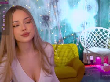 latina cam couple kira0541 image #2476831