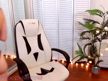 latina cam girl cassio_peia_ image #557845