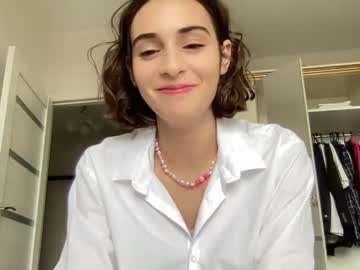 latina cam girl crown_of_vice01 image #1919529