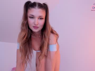 latina cam girl aalliyahh image #1774204
