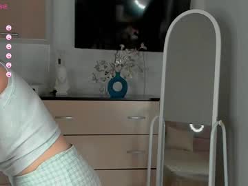 latina cam girl mariemelons image #4056008