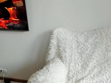 latina cam girl aina_kun image #838381