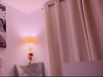 latina cam girl myassistant image #2533066
