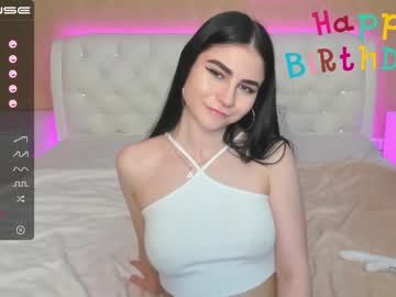 latina cam girl agathablake_ image #1100464