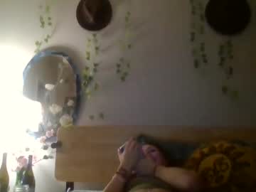 latina cam girl moonlitcurrent image #4691127