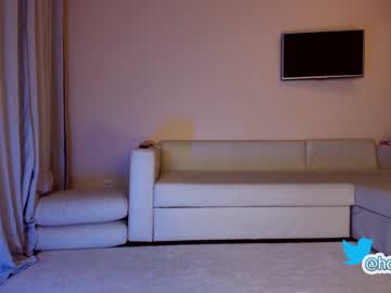 latina cam girl hollyextra image #2013348