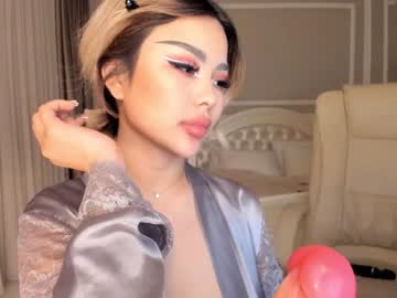 latina cam girl bae_suz image #763680