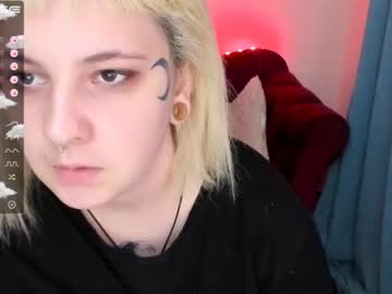 latina cam girl yolandi_toit image #1441468