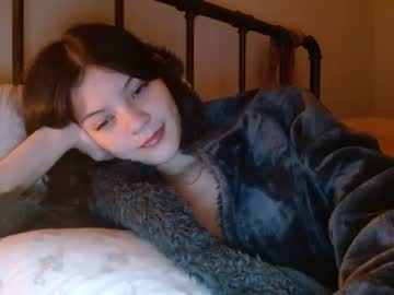 latina cam girl miafosterx image #3914057