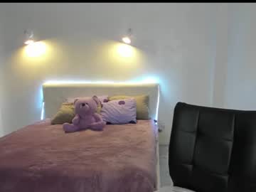 latina cam girl amy_small image #1847466