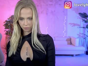 latina cam couple kira0541 image #4240524