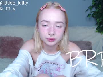 latina cam girl little__kittty image #1480644