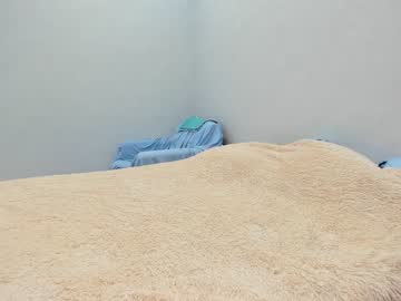 latina cam girl yana_squrel_22 image #3264393