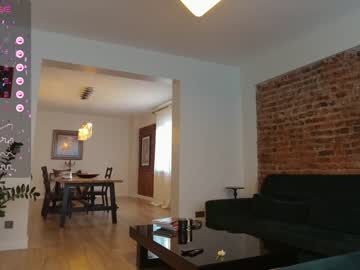 latina cam girl kriss0leoo image #4184437