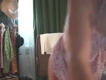 latina cam girl _mirrra_ image #471154