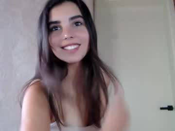 latina cam girl nika_la image #1648393