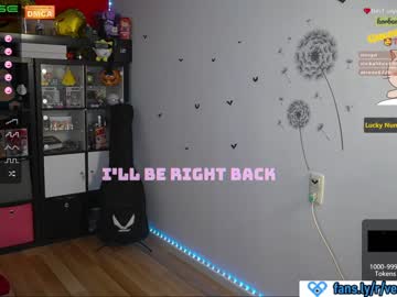 latina cam girl veronikavonk image #1186638