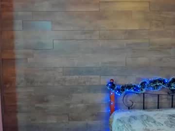 latina cam girl krisi_kiss image #571774