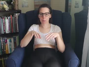 latina cam girl ellynaomi image #3260347