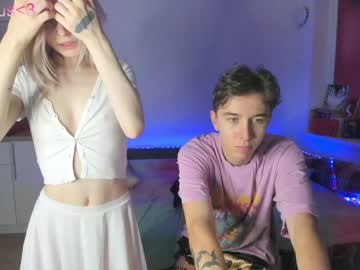 latina cam girl eve_n_tracy image #1972163