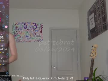 latina cam girl petitebrat image #4416323