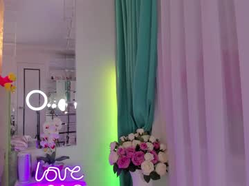 latina cam girl sweety_rinushka_ image #3199134