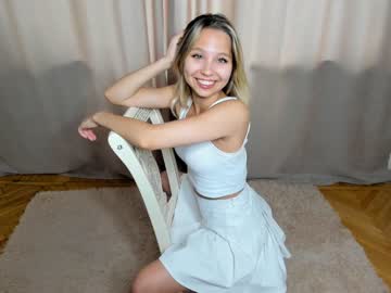 latina cam girl springgmelodyy image #3235742