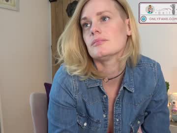 latina cam girl belle_jlou image #1566936