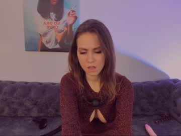 latina cam girl karaline_barns image #671572