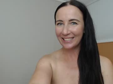 latina cam girl lexyleaf420 image #442170