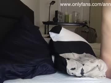 latina cam girl annabisoux image #4465292
