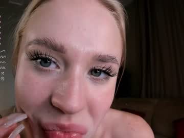 latina cam girl xxx_elizabeth_xxx image #3758090