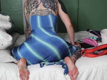 latina cam girl oftenelle image #1277957
