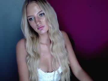 latina cam girl shy_zorii image #1357132
