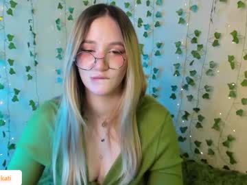 latina cam girl kitanakati image #4395657