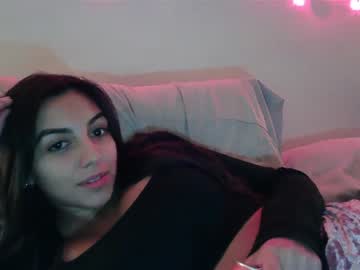 latina cam girl genesismoselle image #2991884
