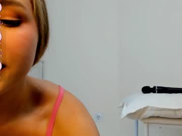 latina cam girl molly__meow image #4525803