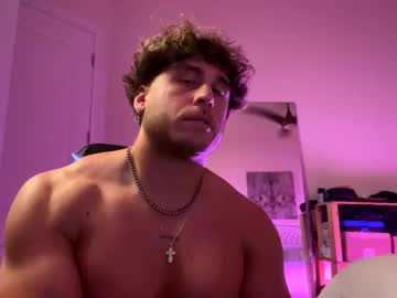 latina cam man hungkingg222 image #4702907
