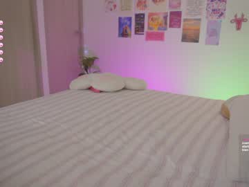latina cam girl mila_1 image #3861555