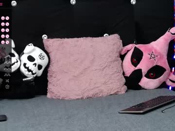 latina cam girl xenomy image #3460351